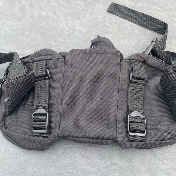 Aero Sport Hip Pack - Picture 2 of 4